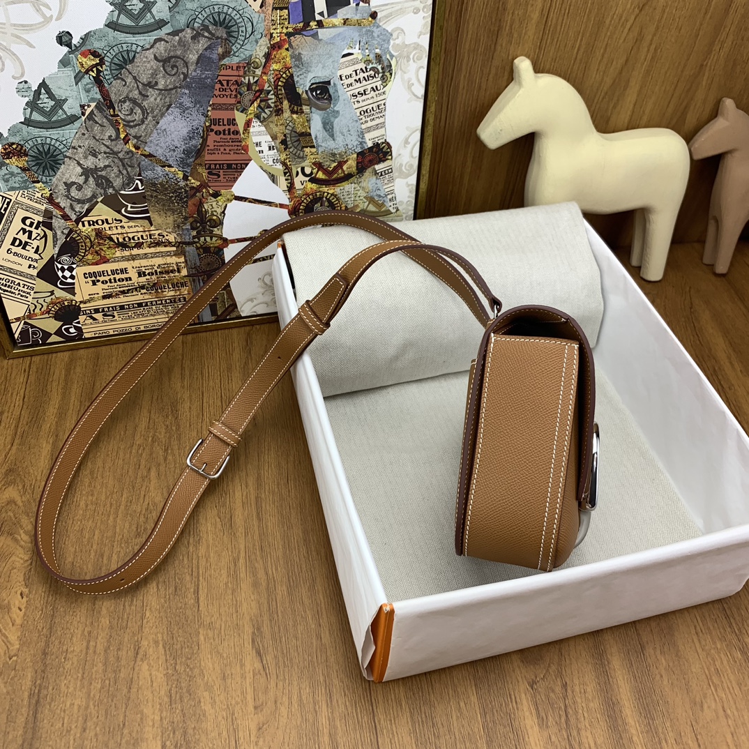 에르메스 델라 카발레리아 미니 앱송 골드